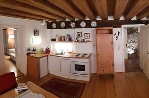 Romantic,central Situated 75m2 Flat