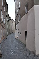 Romantic,central Situated 75m2 Flat