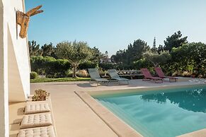 Birds of Paradise - Boutique surf lodge