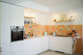 Birds of Paradise - Boutique surf lodge