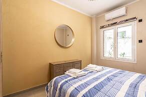 Downtown Cozy Studio in Exarchia