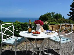 Seaside Serenity in Maidencombe