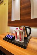 Shiv Rudraksh Resort - Near Assi Ghat