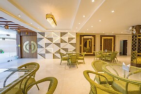 Shiv Rudraksh Resort - Near Assi Ghat