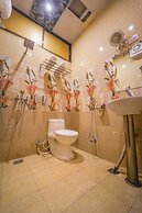 Shiv Rudraksh Resort - Near Assi Ghat