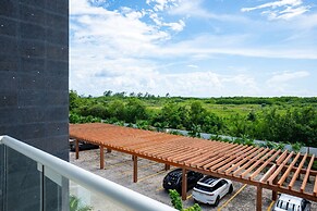 Mareazul 2 Bedroom Condo