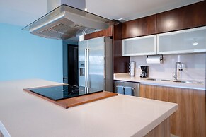 Mareazul 2 Bedroom Condo