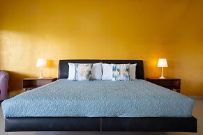 Mareazul 2 Bedroom Condo