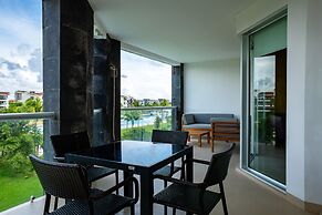 Mareazul 2 Bedroom Condo