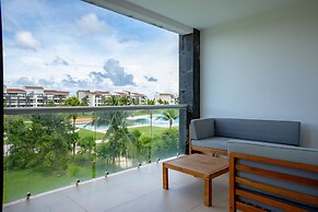 Mareazul 2 Bedroom Condo