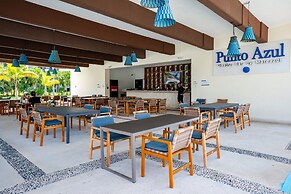 Mareazul 2 Bedroom Condo