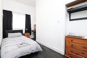 Pebbles Guest House room 16