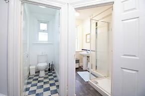 Pebbles Guest House room 16