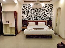 Sairaah Golden Suites