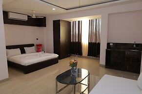 Sairaah Golden Suites