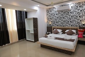 Sairaah Golden Suites