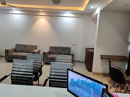 Sairaah Golden Suites