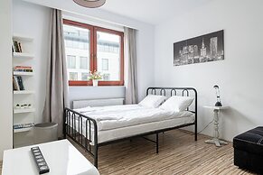 RentPlanet - Przy Moście Łazienkowskim