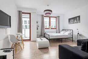 RentPlanet - Przy Moście Łazienkowskim