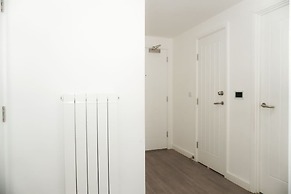 2br-360 Views-balcony-parking-wifi-smarttv