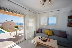 Blue Hills Villas by Estia Purple 1