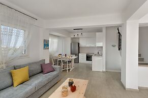 Blue Hills Villas by Estia Red 2