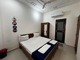 Shree Radhavallabh Palace
