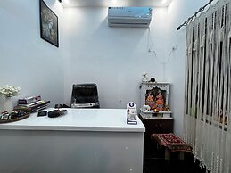 Shree Radhavallabh Palace