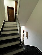 Shree Radhavallabh Palace