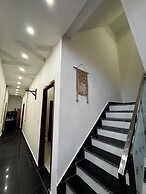 Shree Radhavallabh Palace