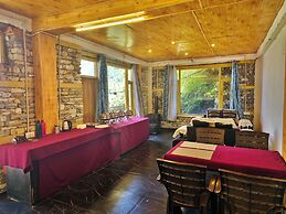 Crystal Mountain Jibhi