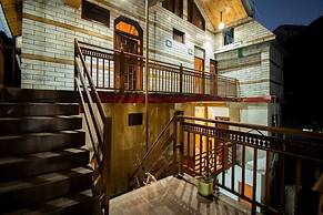 Crystal Mountain Jibhi