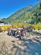 Crystal Mountain Jibhi