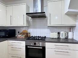 Sleeps7 Home-parking-familyfriendly-oxfordcentre