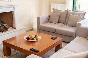 Villa Niki With Swimming Pool