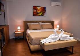 313 Villa City Center