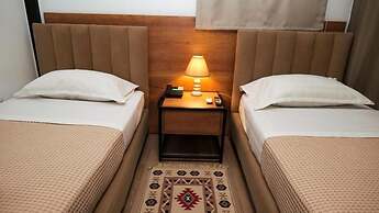 313 Villa City Center