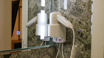 313 Villa City Center