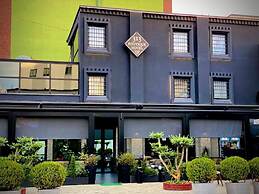 313 Villa City Center