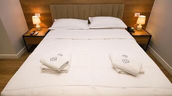 313 Villa City Center