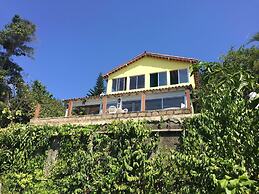 Banana Leaf Eco Hostel