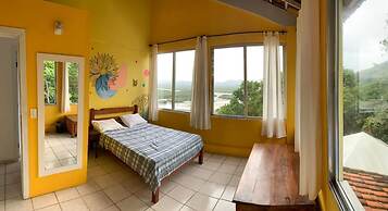 Banana Leaf Eco Hostel