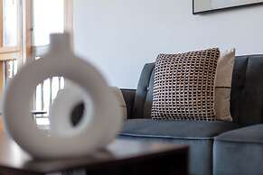 Spacious 4 bed flat in Chelsea