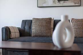 Spacious 4 bed flat in Chelsea