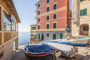 Green Home Seaside Parking  Wifi Ac Genova