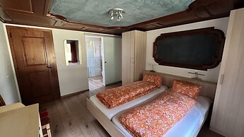 Chalet in Saas Fee Near Ski Slopes