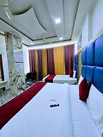 Hotel Aaarav Grand - Mathura Vrindavan