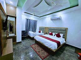 Hotel Aaarav Grand - Mathura Vrindavan