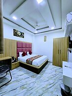 Hotel Aaarav Grand - Mathura Vrindavan