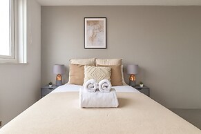 Beautiful flat in Old Street